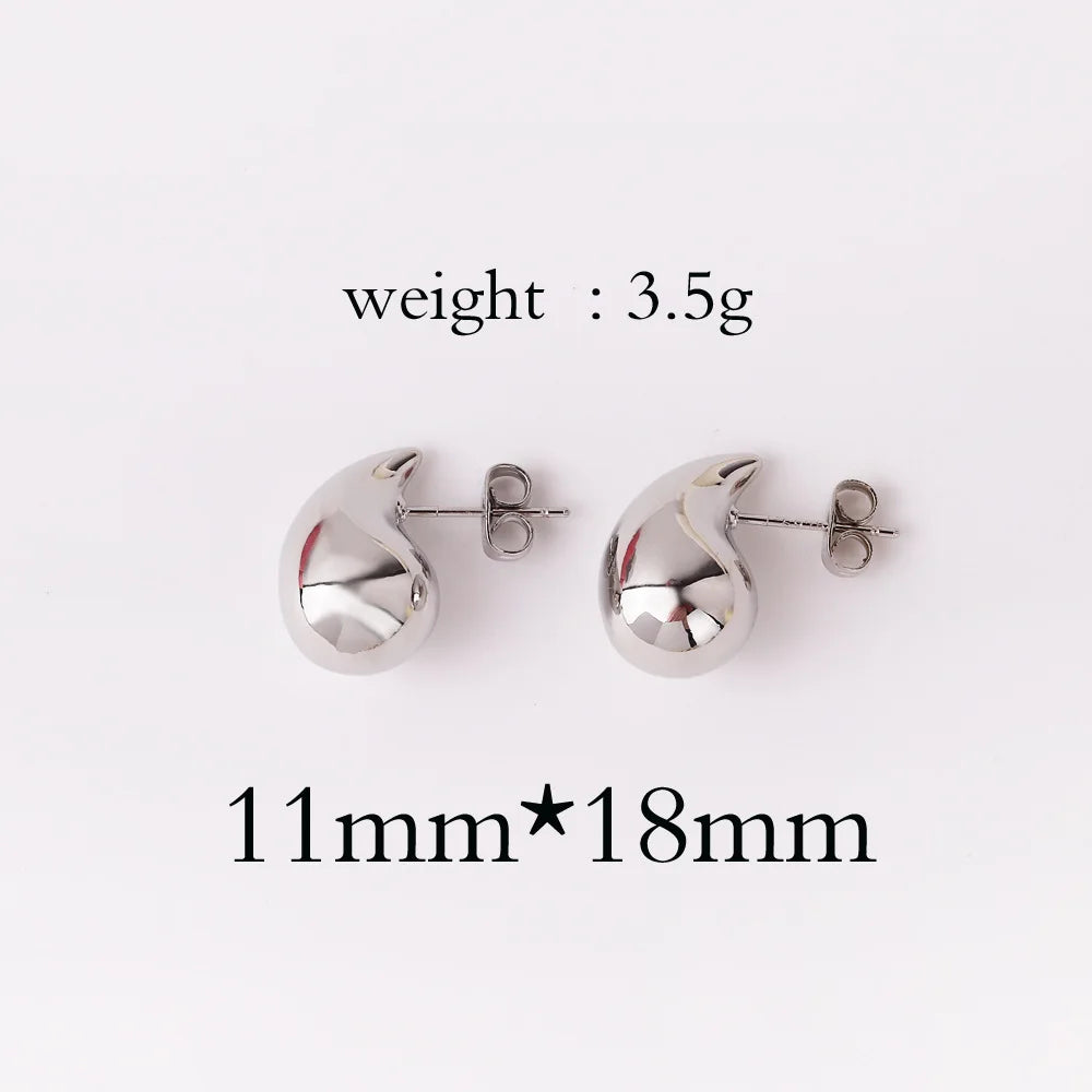 Vintage-Inspired Gold Hoops